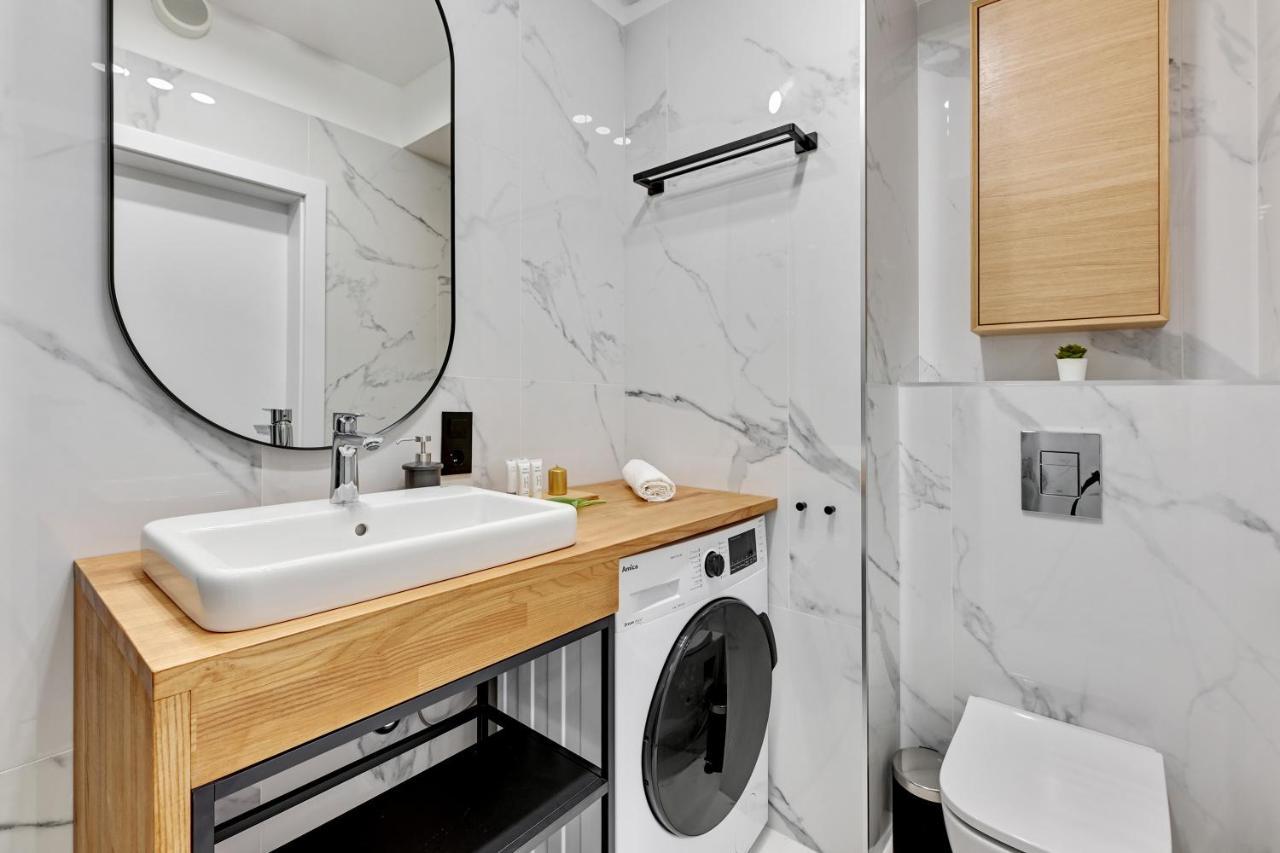 Apartament Walowa Stara Stocznia Gdansk Bagian luar foto