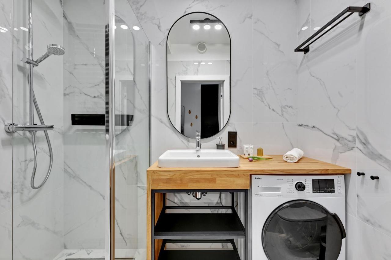 Apartament Walowa Stara Stocznia Gdansk Bagian luar foto